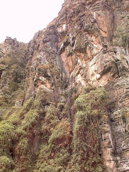 La franja completa de las Rocas vista desde el valle